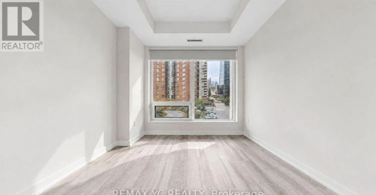 411-8 Olympic Garden Drive, Toronto, ON, M2M 0B9 - 5