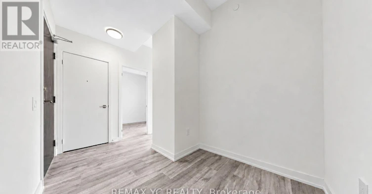 411-8 Olympic Garden Drive, Toronto, ON, M2M 0B9 - 13
