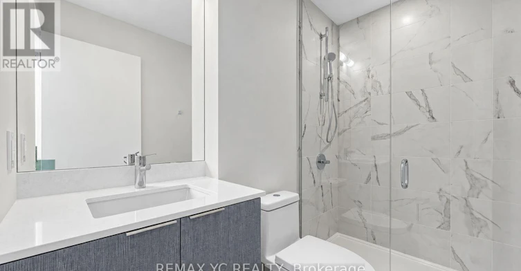411-8 Olympic Garden Drive, Toronto, ON, M2M 0B9 - 11