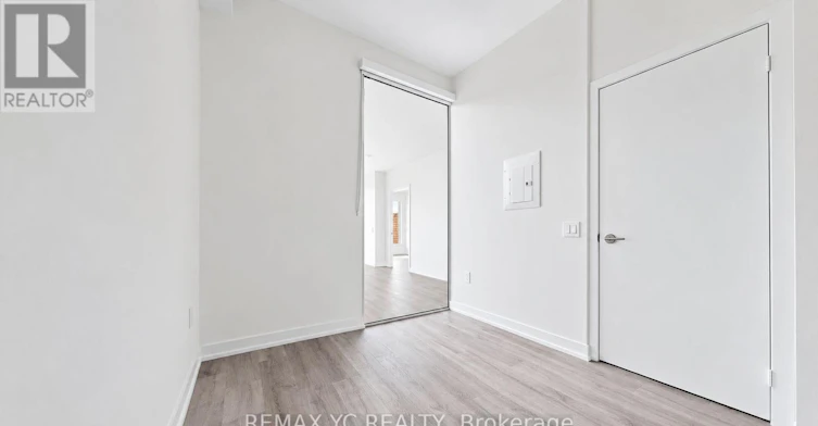 411-8 Olympic Garden Drive, Toronto, ON, M2M 0B9 - 9