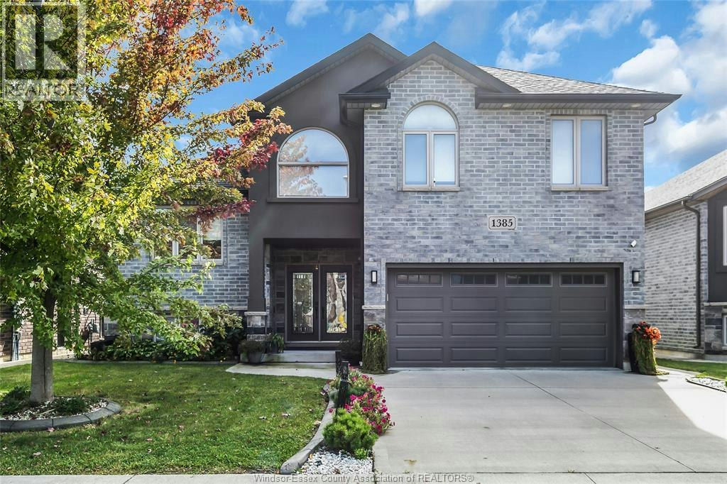 1385 Cancun Street, Windsor, ON, N9G 0A2