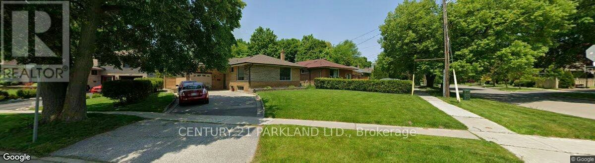 22 Waterfield Drive, Toronto, ON, M1P 3W5