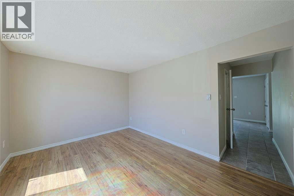 69-348 Cameron Street, St. Clair, ON, N0N 1G0 - 5