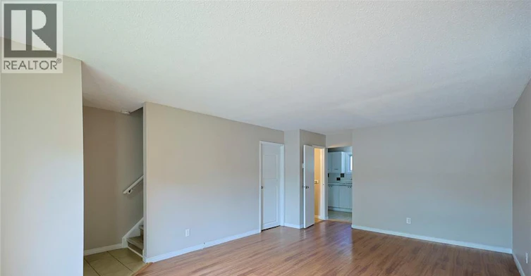 253 Hampton Avenue, Sarnia, ON, N7S 4Z2 - 5