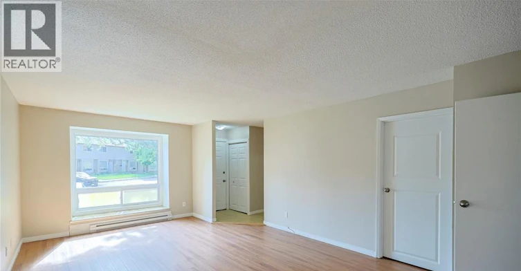 253 Hampton Avenue, Sarnia, ON, N7S 4Z2 - 3