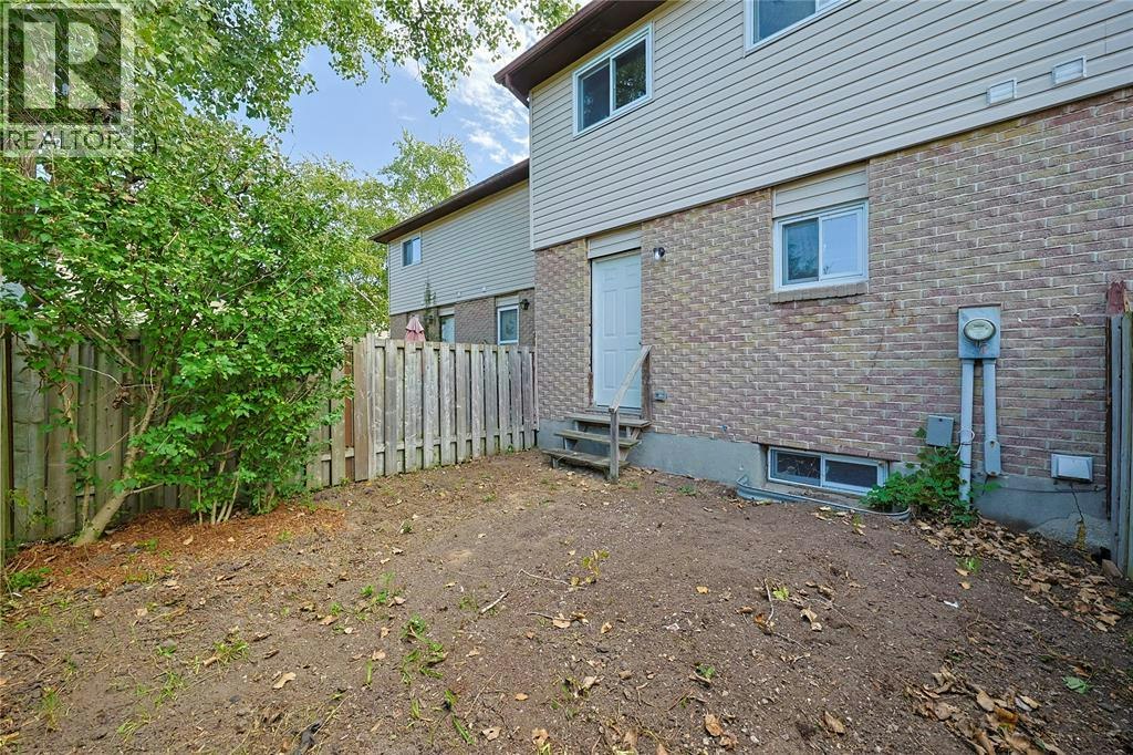 253 Hampton Avenue, Sarnia, ON, N7S 4Z2 - 26