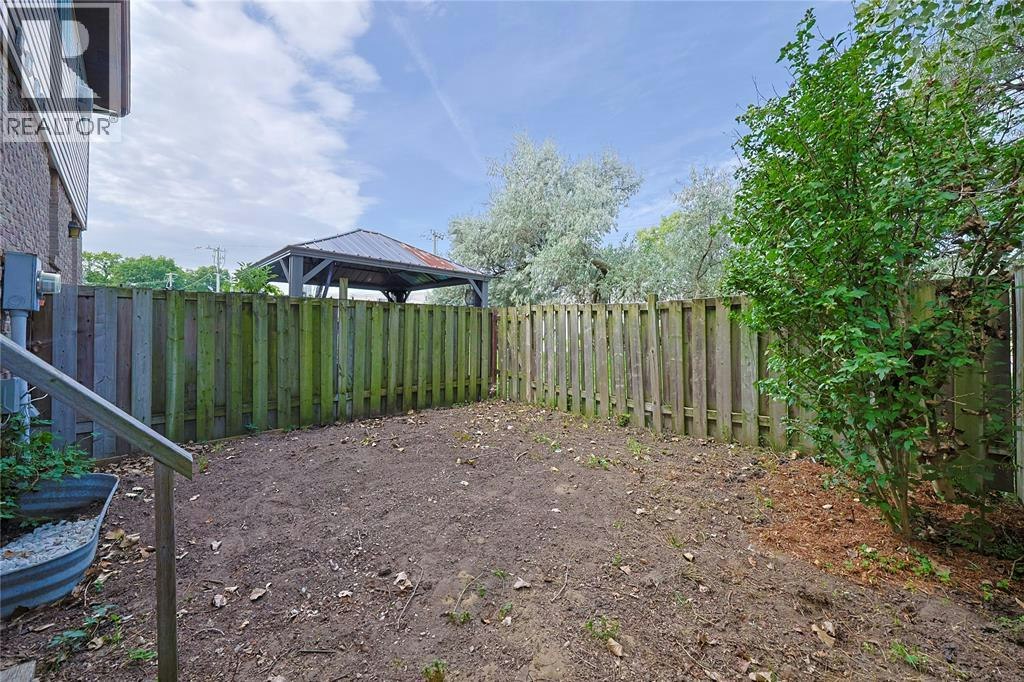 253 Hampton Avenue, Sarnia, ON, N7S 4Z2 - 25