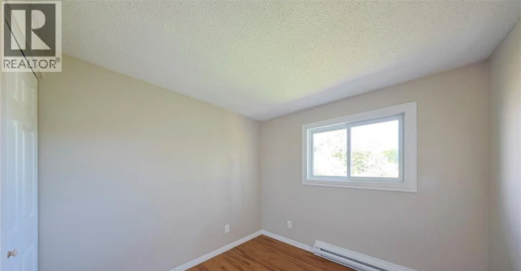 253 Hampton Avenue, Sarnia, ON, N7S 4Z2 - 17