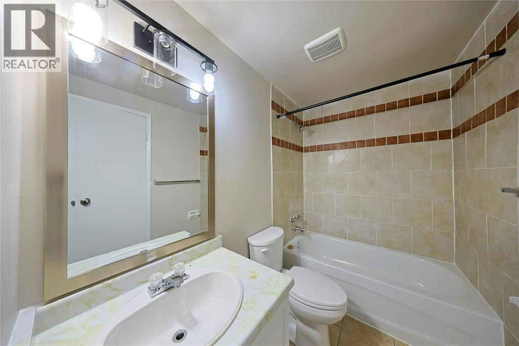 253 Hampton Avenue, Sarnia, ON, N7S 4Z2 - 16