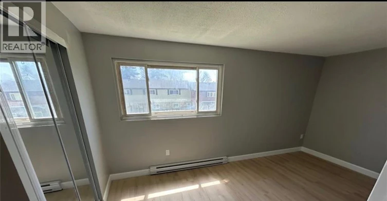 8-144 Jansen Avenue, Kitchener, ON, N2A 2L7 - 10