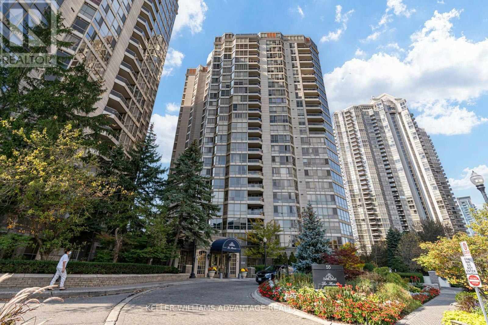 2210-55 Kingsbridge Garden Circle, Mississauga, ON, L5R 1Y1