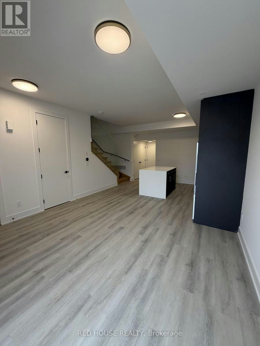 282 Ellis Avenue, St. Catharines, ON, L2P 0G9 - 3
