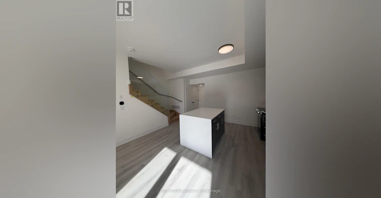 282 Ellis Avenue, St. Catharines, ON, L2P 0G9 - 7