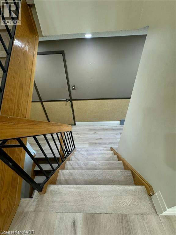 14 Briar Knoll Place, Kitchener, ON, N2E 2B9 - 4