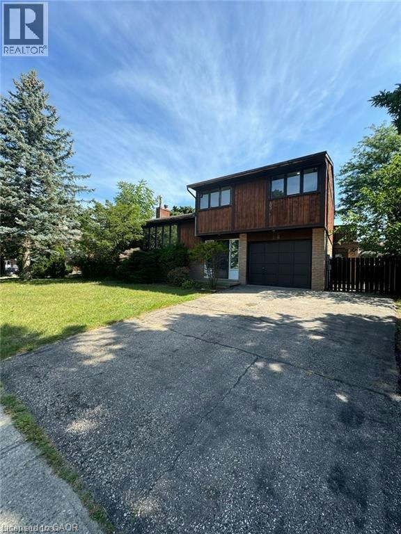 14 Briar Knoll Place, Kitchener, ON, N2E 2B9 - 2