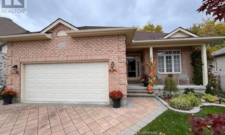 1611 Blackmaple Crescent