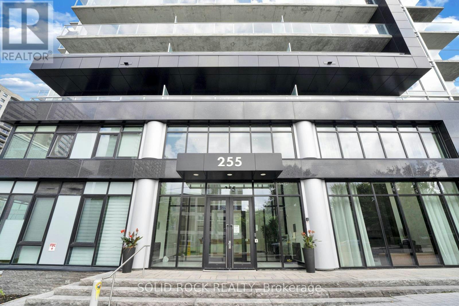 309-255 Bay Street, Ottawa, ON, K1R 0C5 - 3