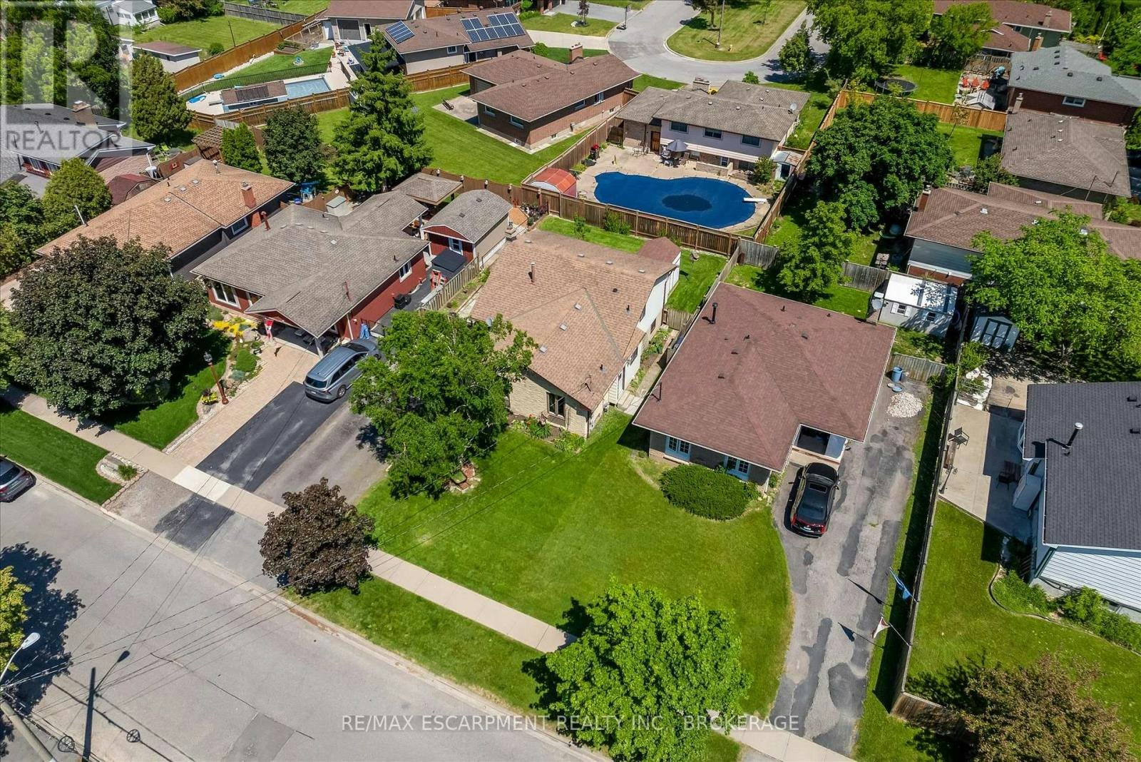 49 Grove Avenue, St. Catharines, ON, L2P 1C9 - 42