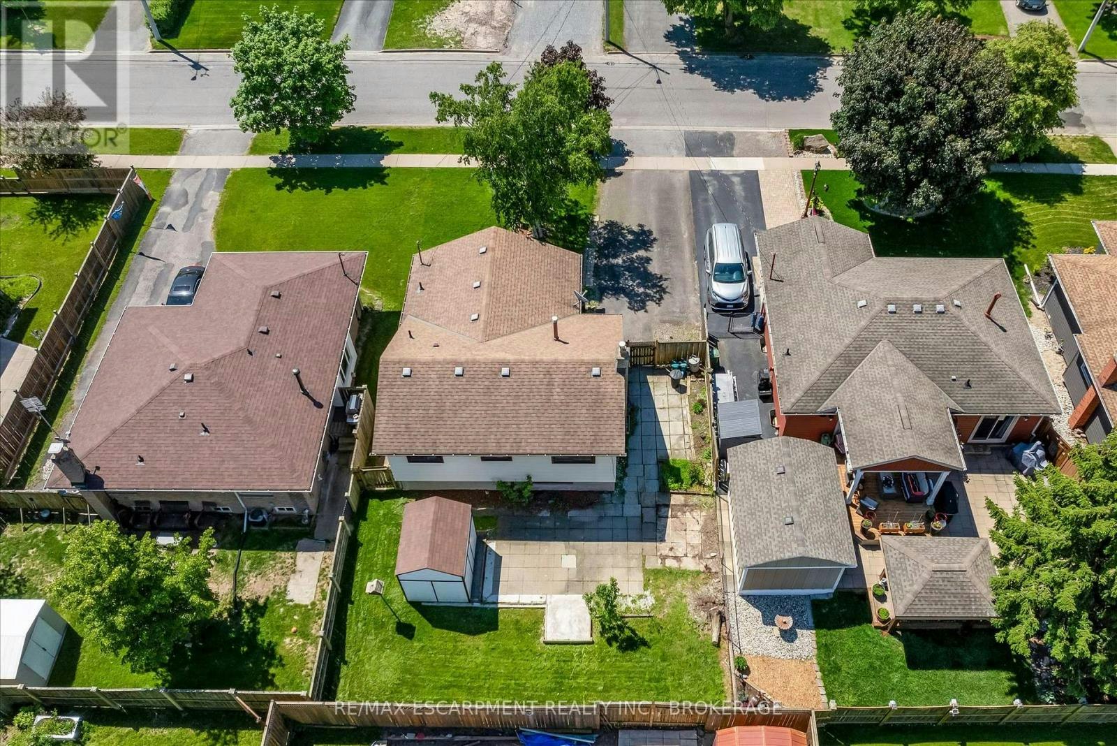 49 Grove Avenue, St. Catharines, ON, L2P 1C9 - 40