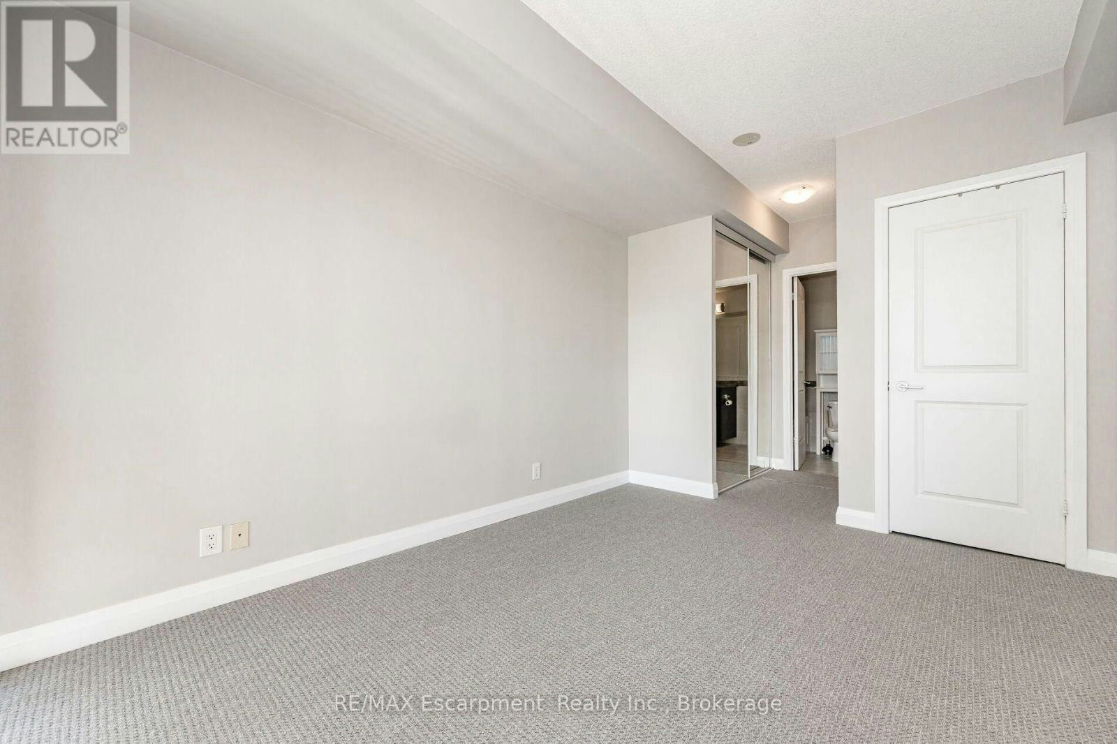 209-1055 Southdown Road, Mississauga, ON, L5J 0A3 - 20