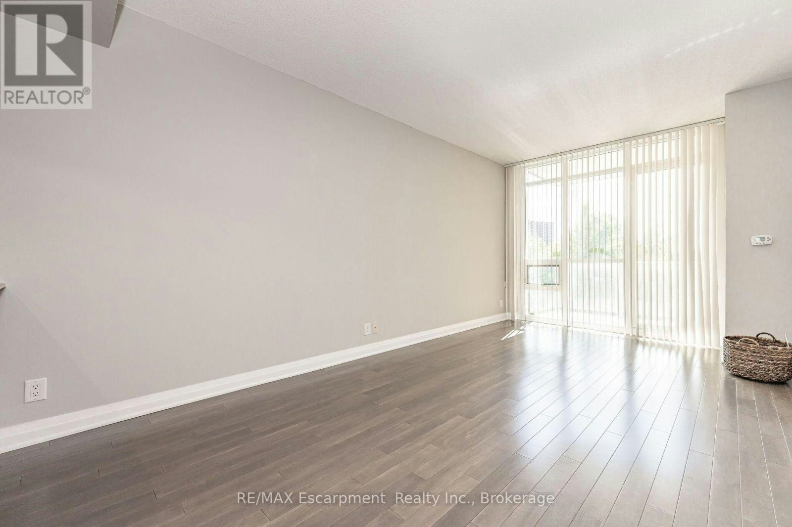 209-1055 Southdown Road, Mississauga, ON, L5J 0A3 - 15