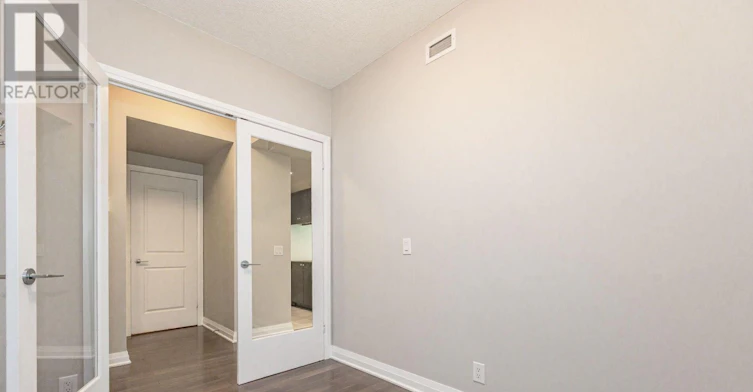 209-1055 Southdown Road, Mississauga, ON, L5J 0A3 - 6