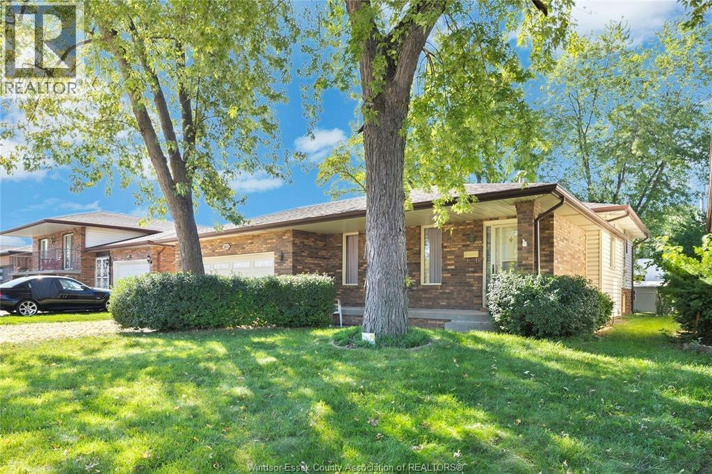 1613 Everts, Windsor, ON, N9B 3E4