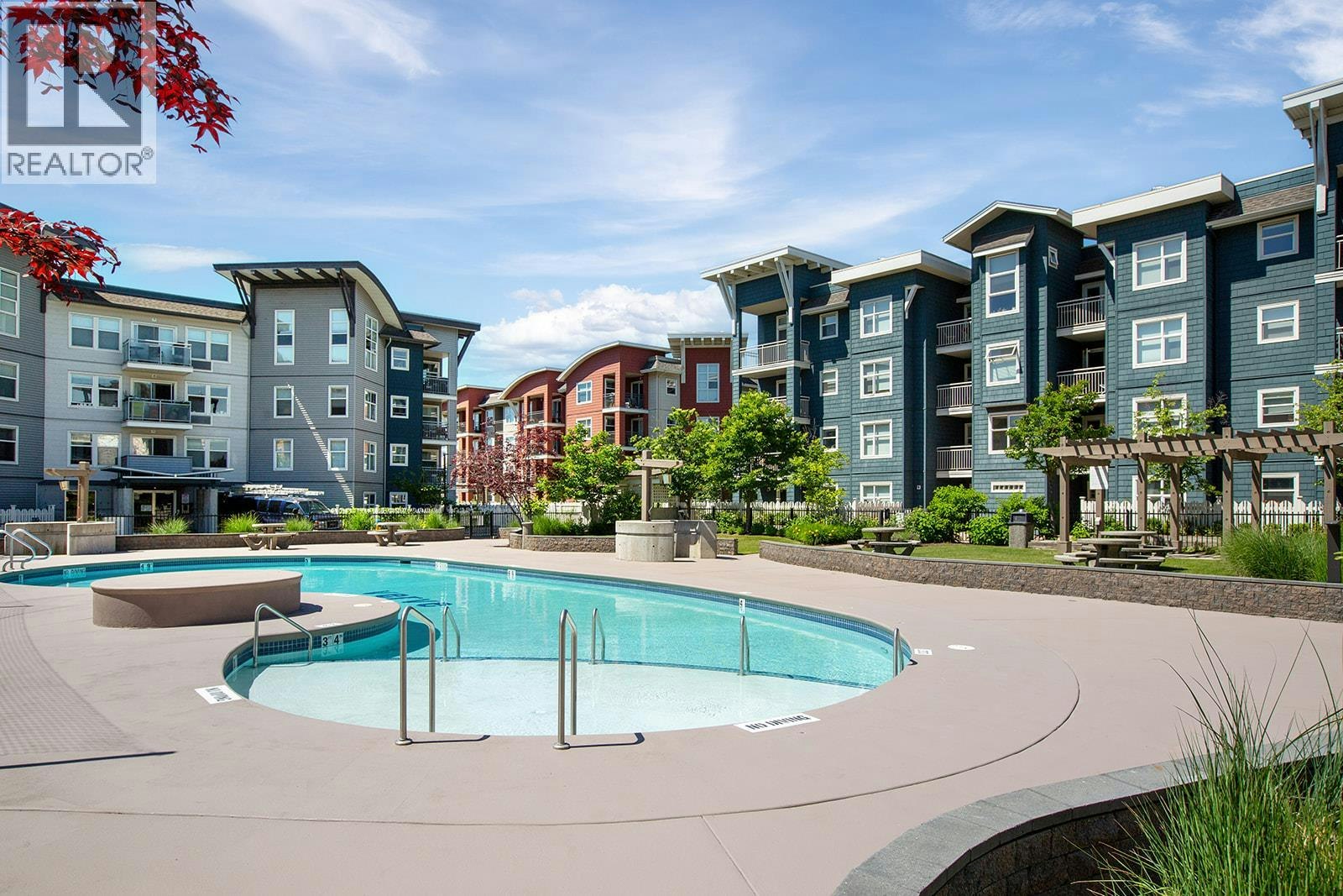 100-533 Yates Road, Kelowna, BC, V1V 2T7