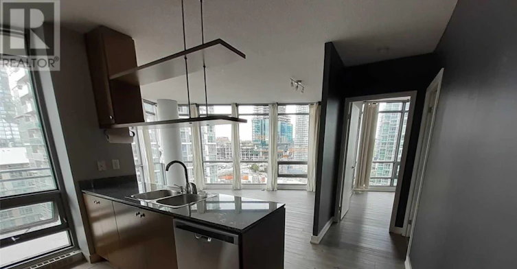 1203-3 Navy Wharf Court, Toronto, ON, M5V 3V1 - 2