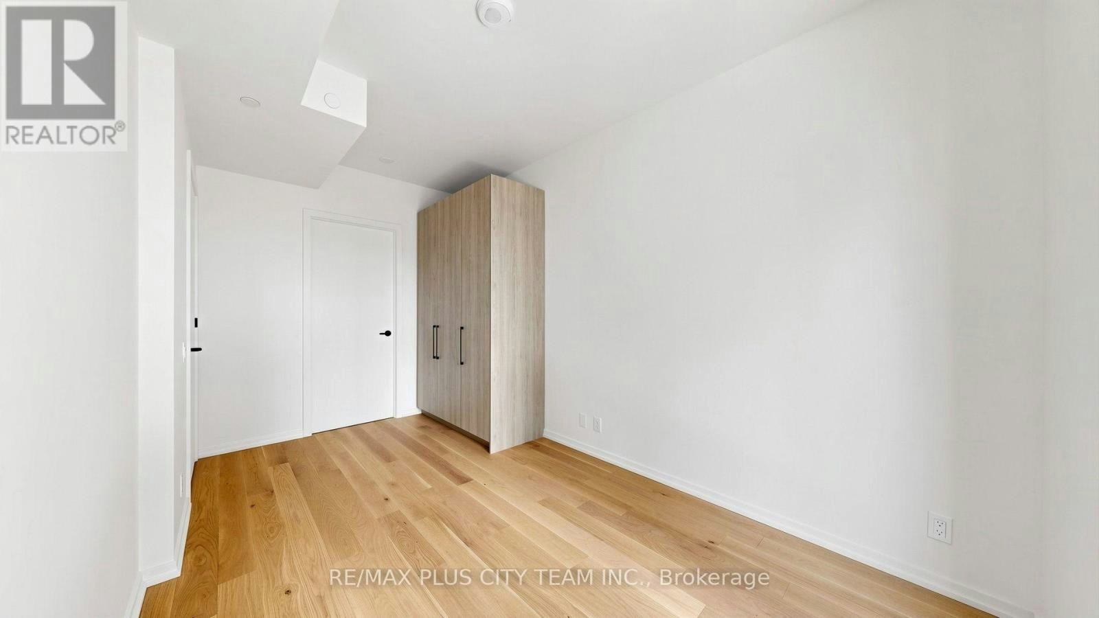 1010-109 Erskine Avenue, Toronto, ON, M4P 0G6 - 13