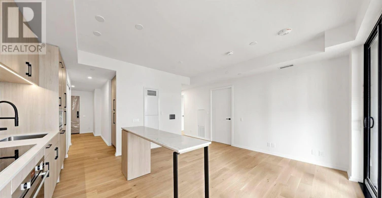 1010-109 Erskine Avenue, Toronto, ON, M4P 0G6 - 5