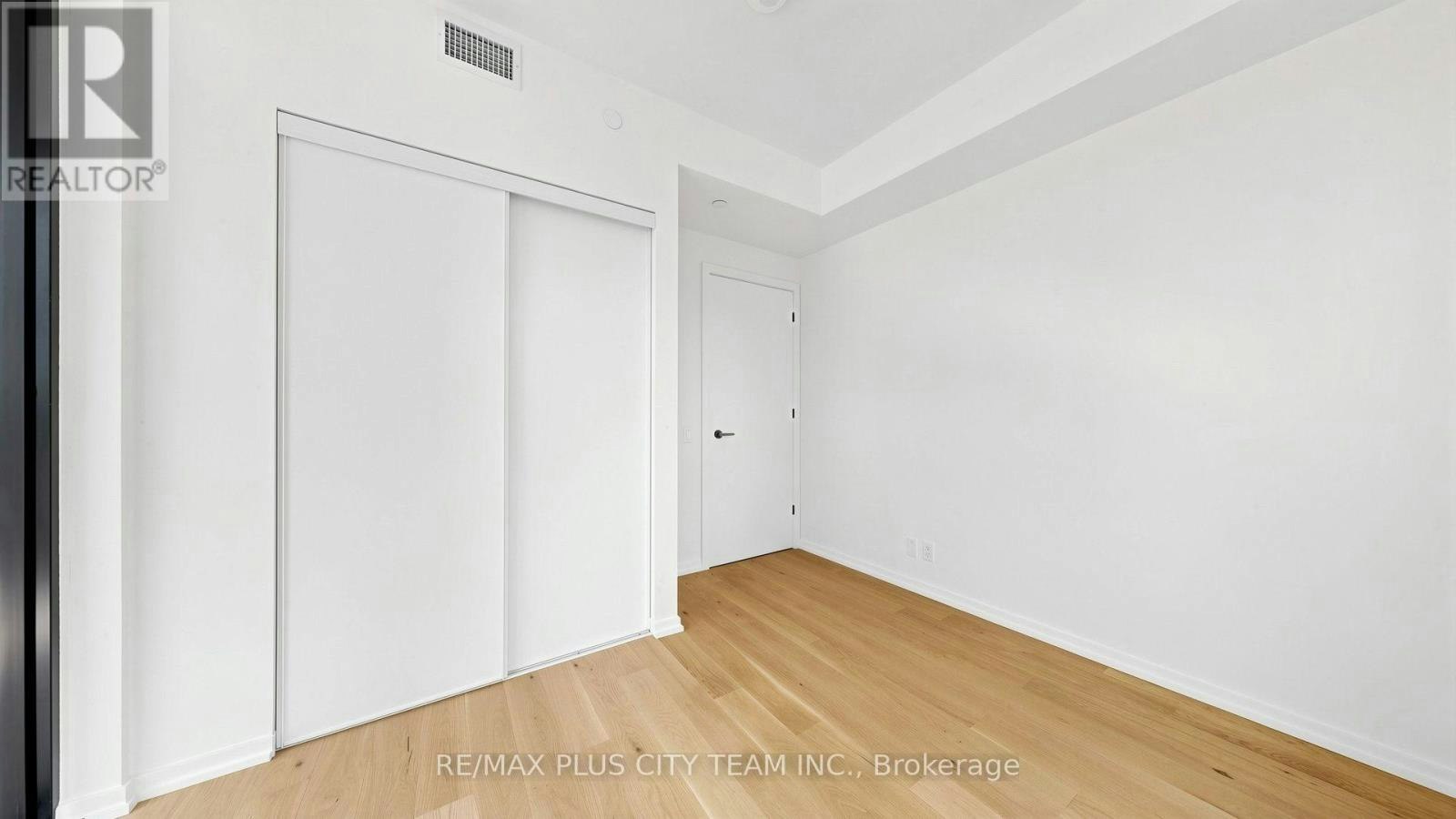 1010-109 Erskine Avenue, Toronto, ON, M4P 0G6 - 21