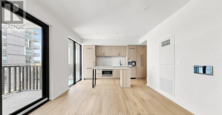 1010-109 Erskine Avenue, Toronto, ON, M4P 0G6 - 4