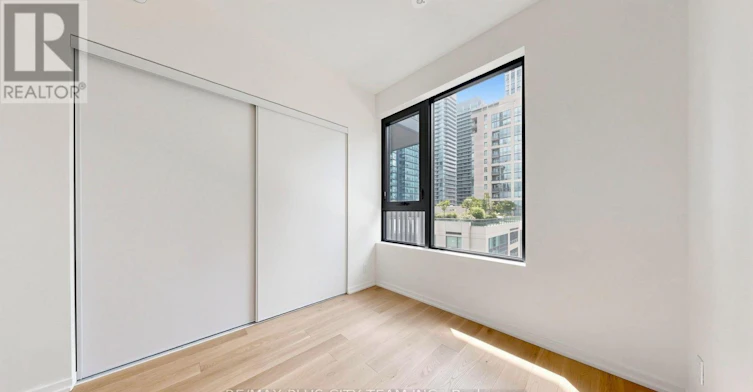 1010-109 Erskine Avenue, Toronto, ON, M4P 0G6 - 18