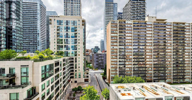 1010-109 Erskine Avenue, Toronto, ON, M4P 0G6 - 28