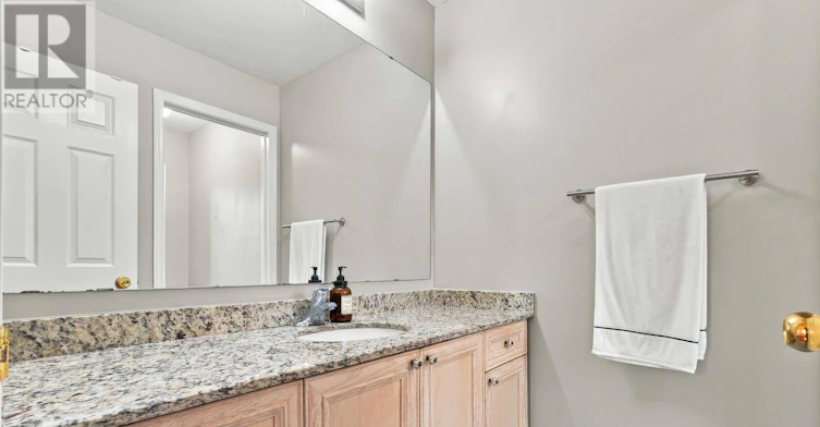 4 Teasdale Street, Ajax, ON, L1Z 2A6 - 25