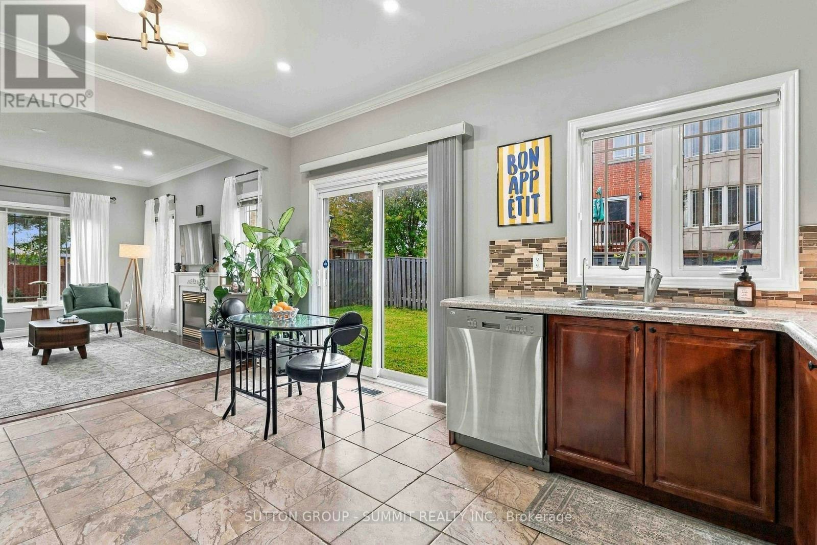 4 Teasdale Street, Ajax, ON, L1Z 2A6 - 14
