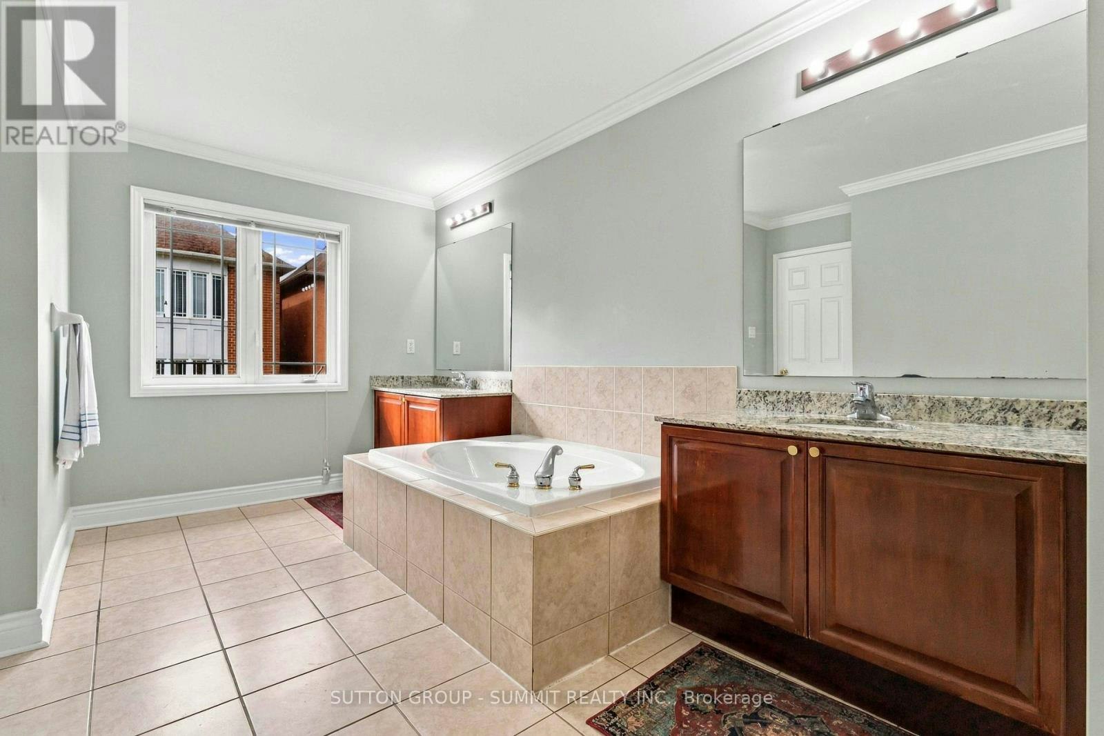 4 Teasdale Street, Ajax, ON, L1Z 2A6 - 20