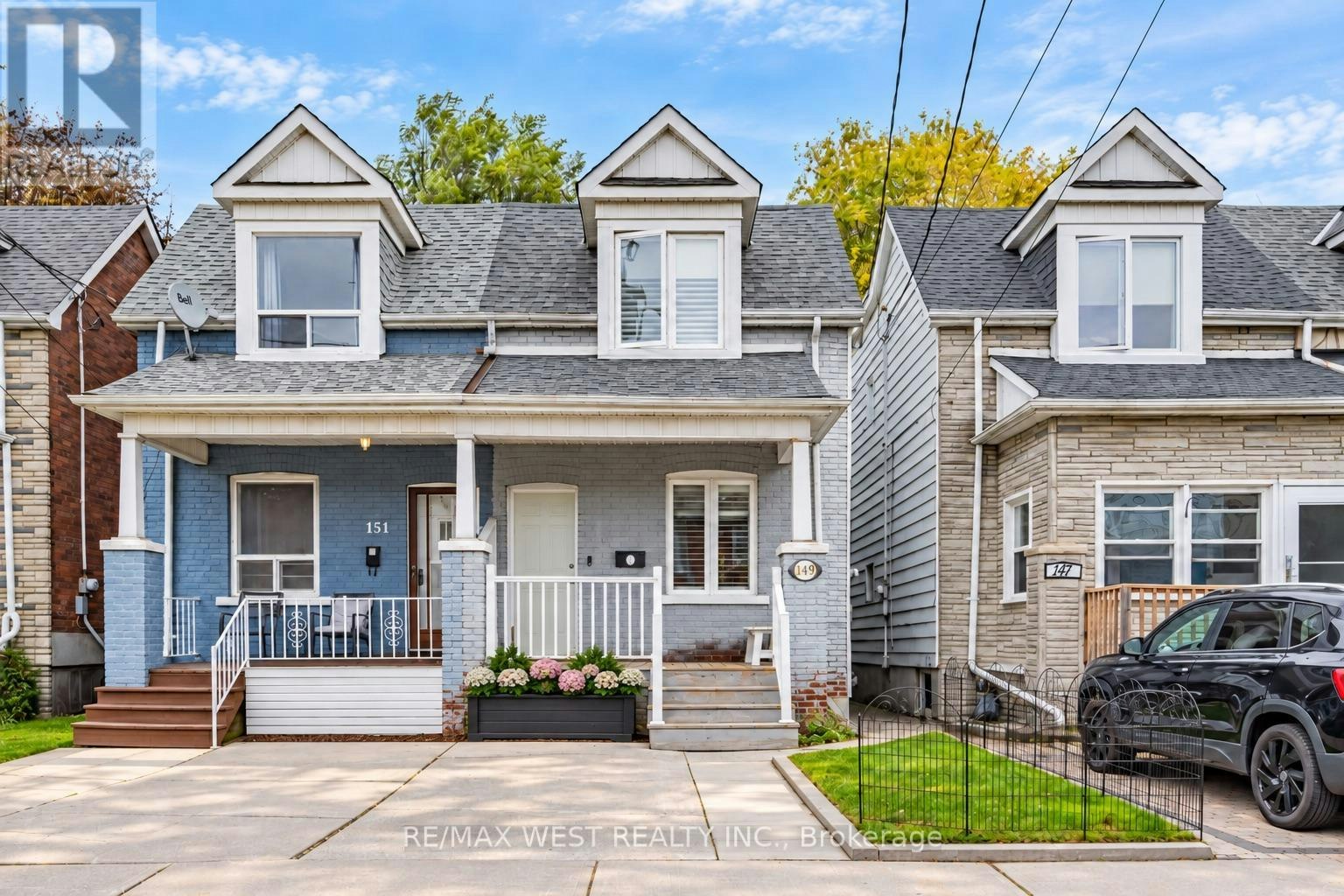 149 Chisholm Avenue, Toronto, ON, M4C 4V9