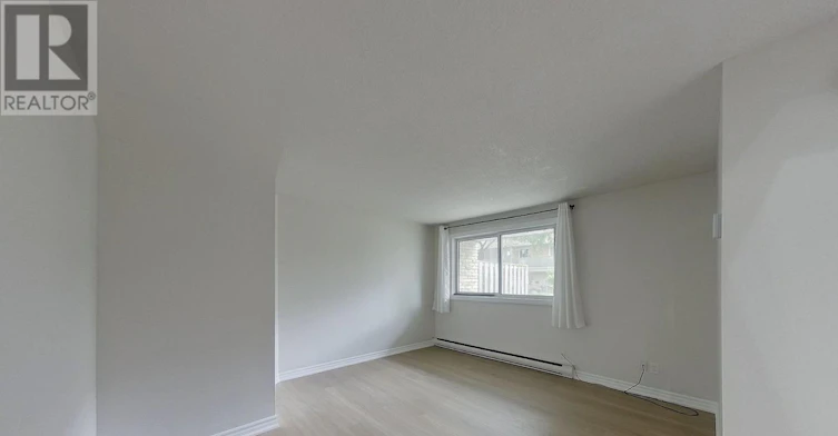 30-35 Breckenridge Drive, Kitchener, ON, N2B 3H5 - 14