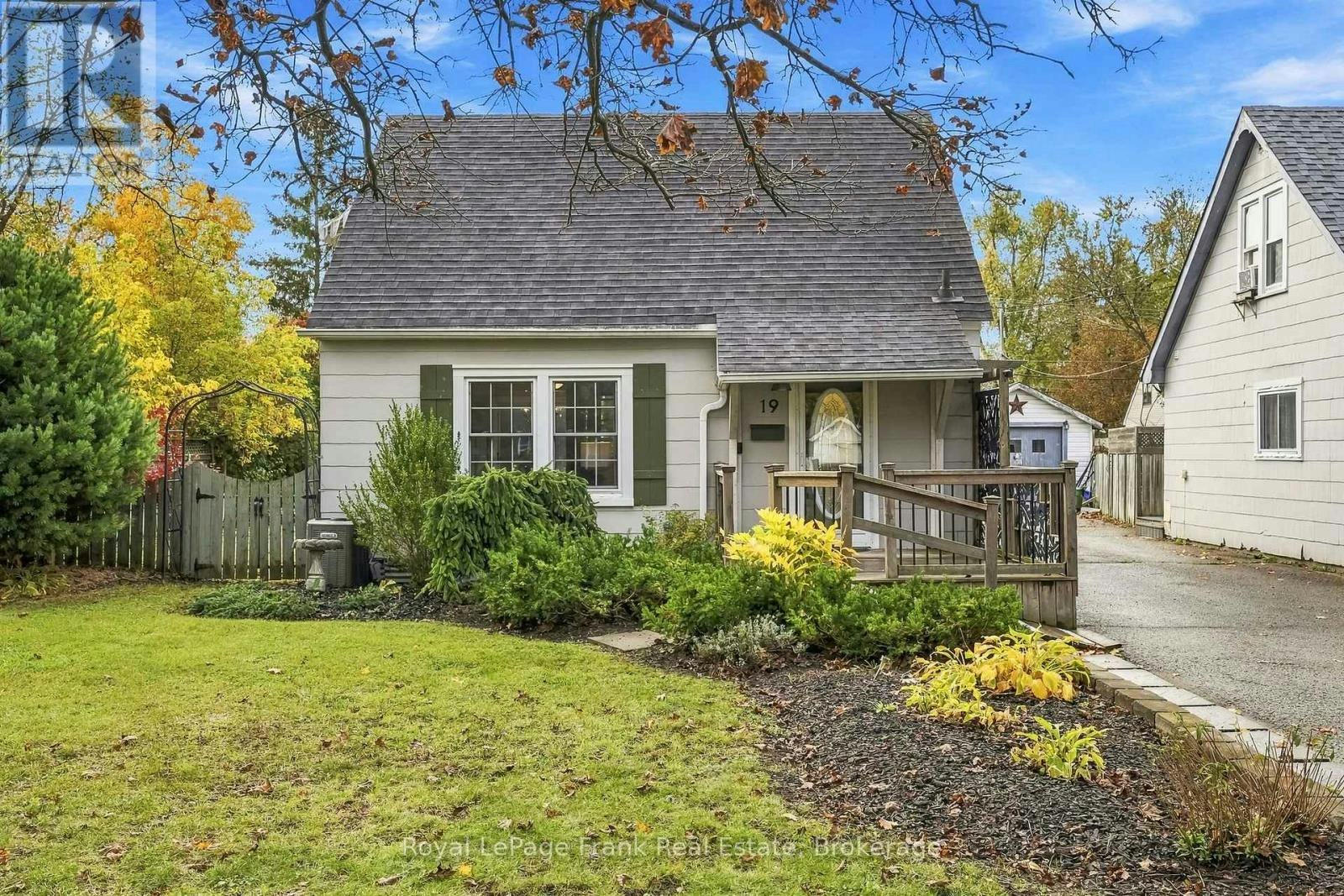 19 Churchill Crescent, Kawartha Lakes, ON, K9V 3Y7