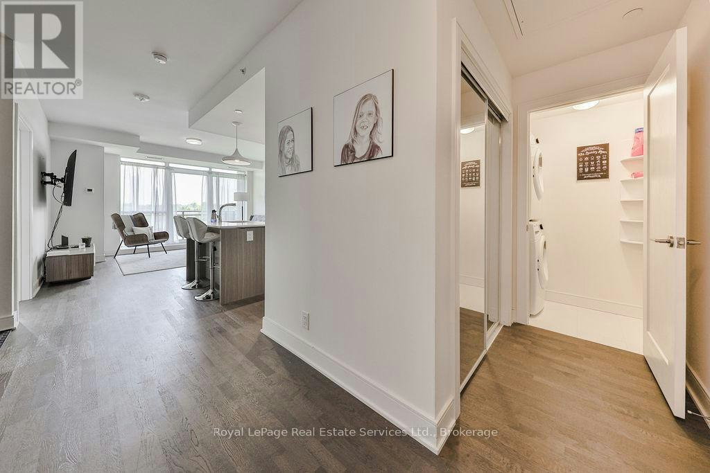 321-1575 Lakeshore Road W, Mississauga, ON, L5J 1J4 - 4
