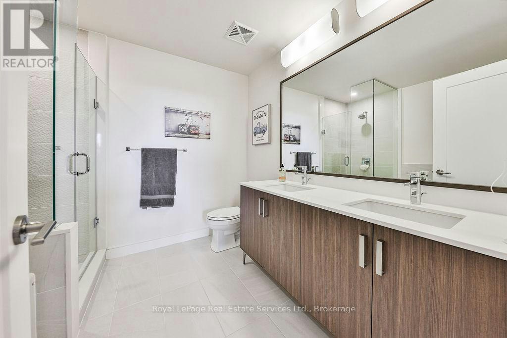321-1575 Lakeshore Road W, Mississauga, ON, L5J 1J4 - 25