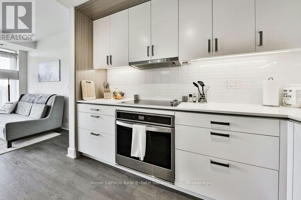321-1575 Lakeshore Road W, Mississauga, ON, L5J 1J4 - 11