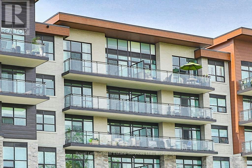 321-1575 Lakeshore Road W, Mississauga, ON, L5J 1J4 - 2