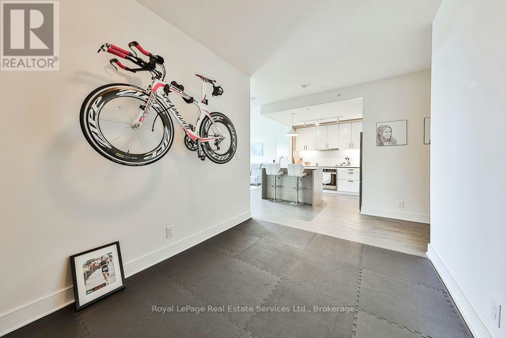 321-1575 Lakeshore Road W, Mississauga, ON, L5J 1J4 - 6
