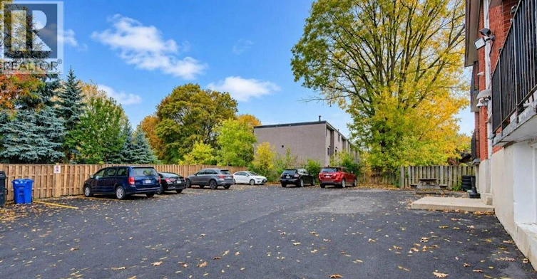 199 Ahrens Street W, Kitchener, ON, N2H 4E1 - 32