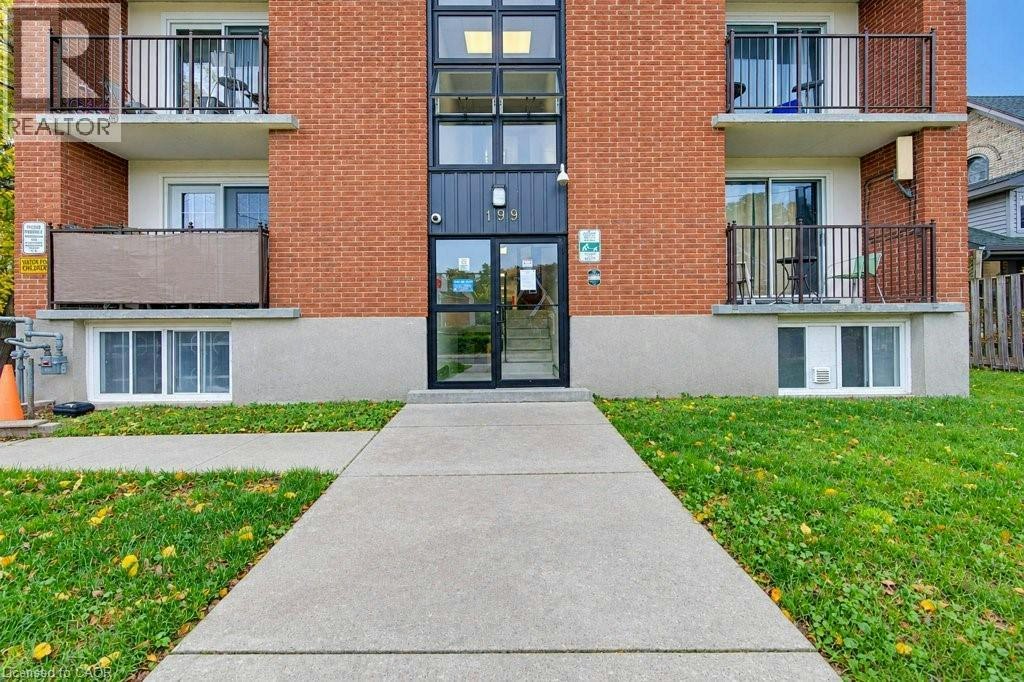 199 Ahrens Street W, Kitchener, ON, N2H 4E1 - 5