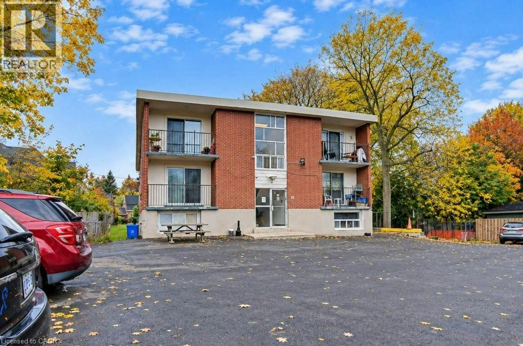 199 Ahrens Street W, Kitchener, ON, N2H 4E1 - 30