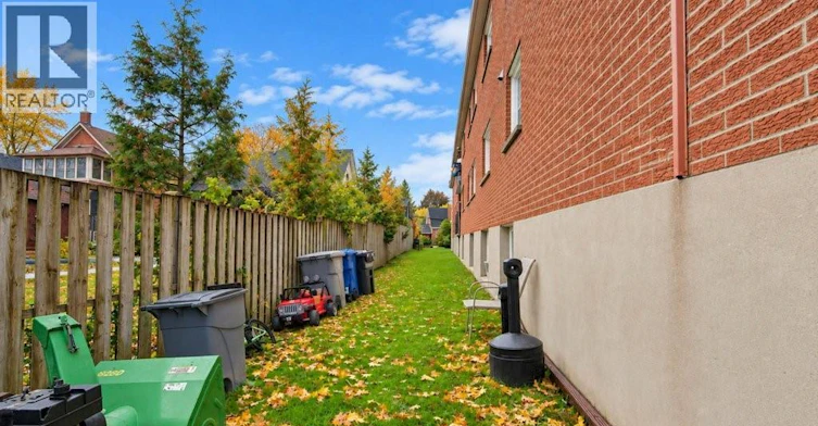 199 Ahrens Street W, Kitchener, ON, N2H 4E1 - 29